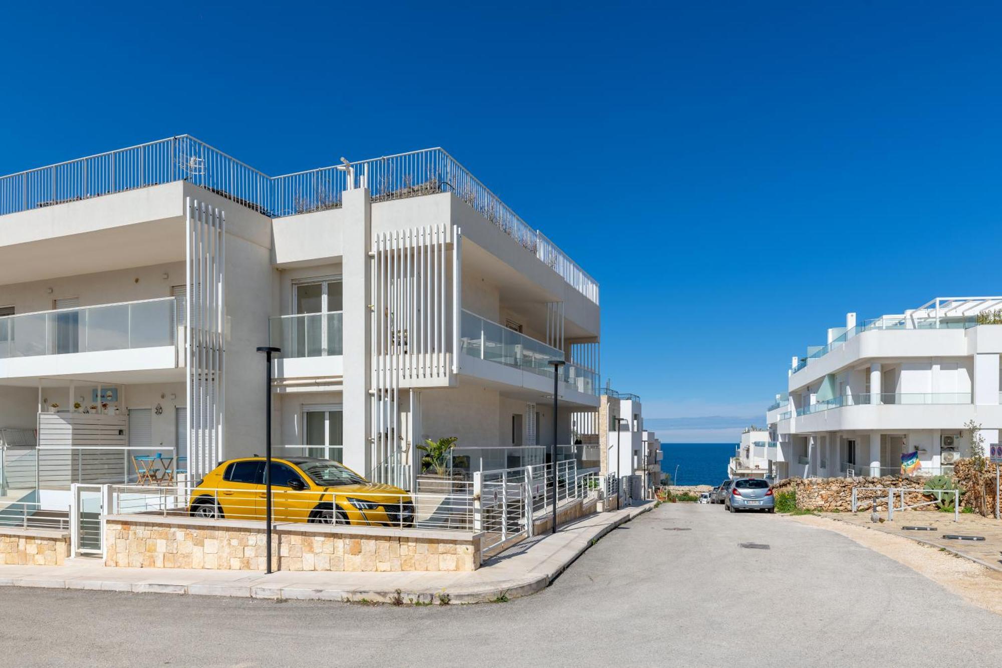 Cozy Marine Apt With Jacuzzi - 250Mt From Sea ポリニャーノ・ア・マーレ エクステリア 写真