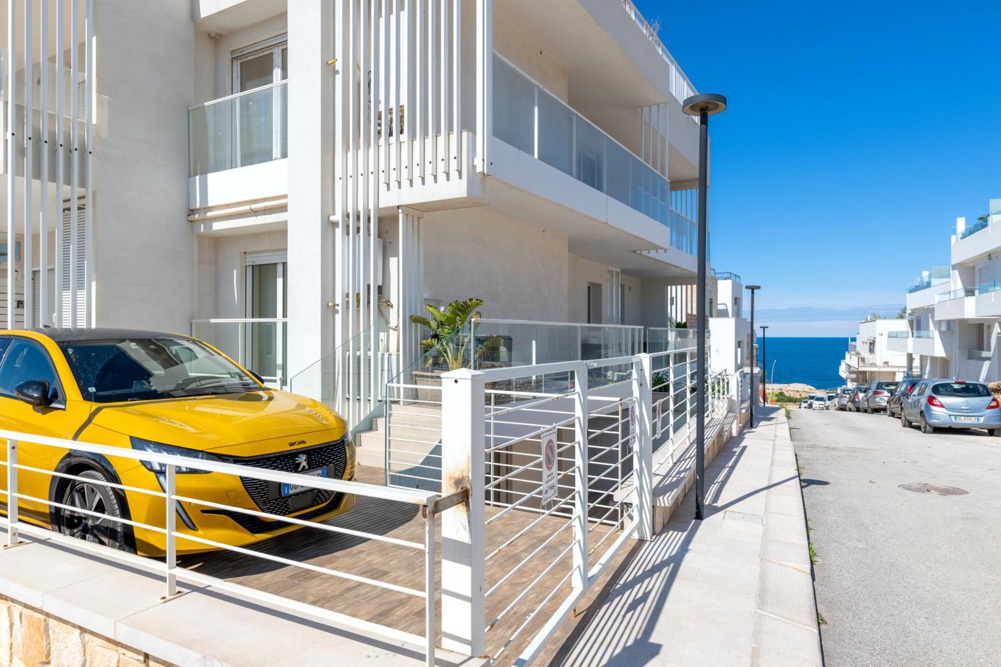 Cozy Marine Apt With Jacuzzi - 250Mt From Sea ポリニャーノ・ア・マーレ エクステリア 写真