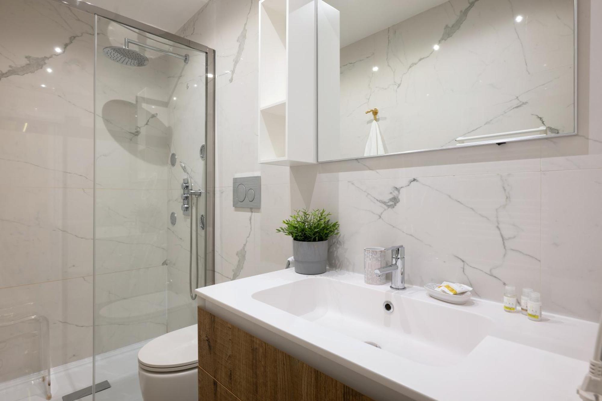 Cozy Marine Apt With Jacuzzi - 250Mt From Sea ポリニャーノ・ア・マーレ エクステリア 写真